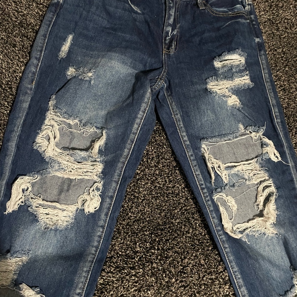 Trendy Distressed Blue Jeggings
